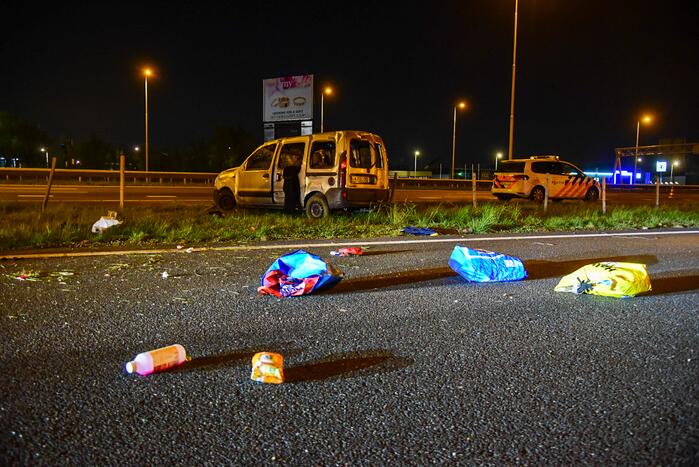 Twee gewonden achtergelaten na ernstig ongeval