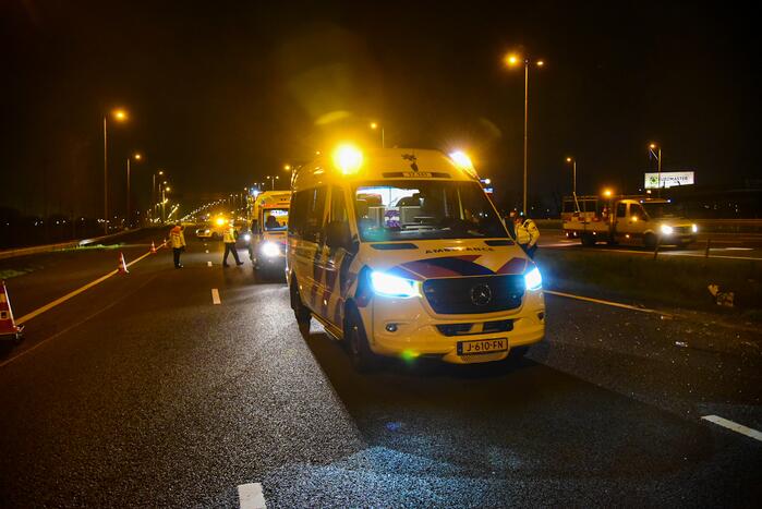 Twee gewonden achtergelaten na ernstig ongeval