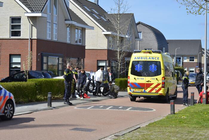 Twee scooterrijders betrokken bij ongeval