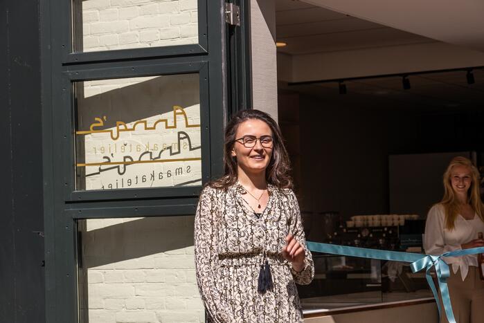 Anna's Smaakatelier van Heel Holland Bakt-winnares Anna Yilmaz officieel geopend