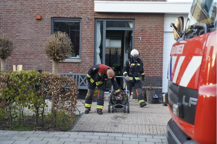 Brand in schoorsteen van woning
