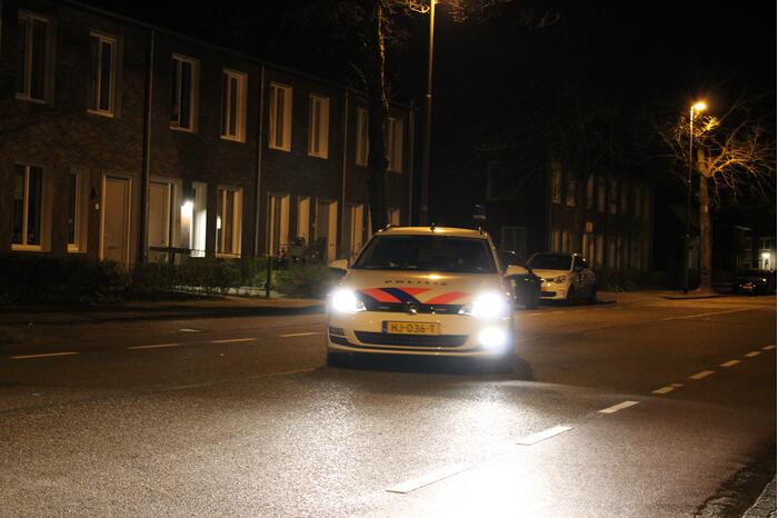 Zeker tweehonderd fans onthalen Cambuur bij stadion