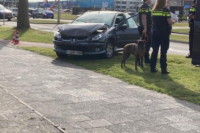 Kind nagekeken na kop-staart botsing