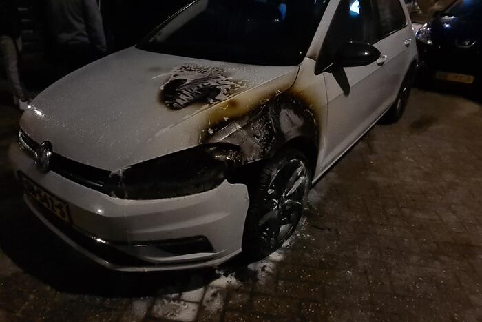 Gewonde bij brand in meerdere voertuigen