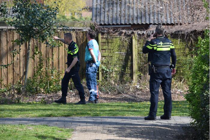 Grote inzet hulpdiensten bij man op dak