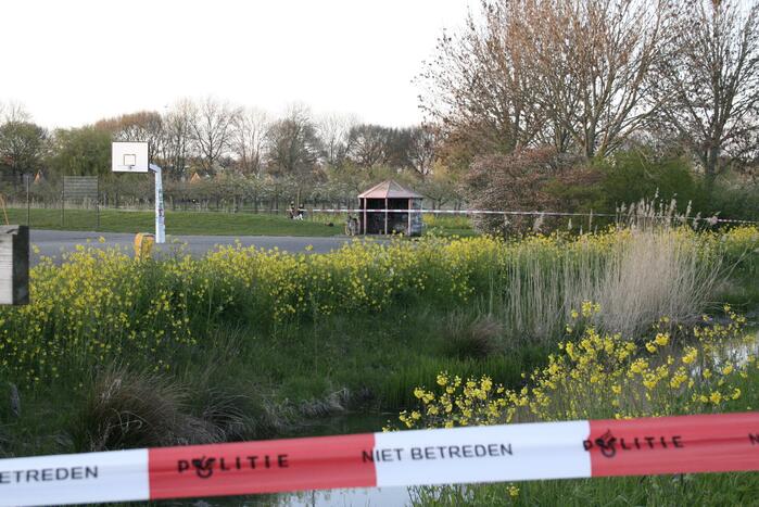 Jongeman gewond bij steekpartij Waalpark