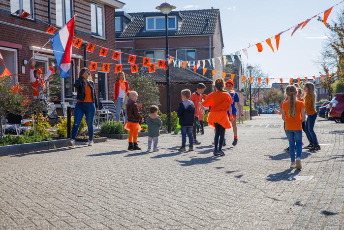 Koningsdag feestelijk gevierd