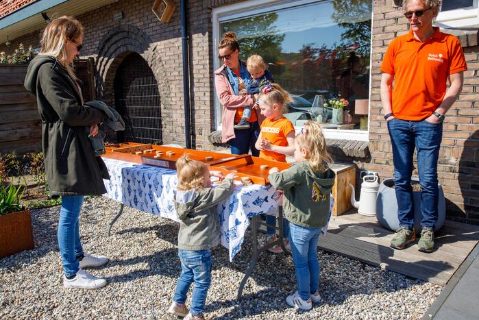 Koningsdag feestelijk gevierd