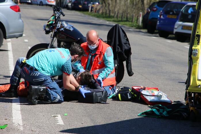 Motorrijder gewond na ongeval met personenauto