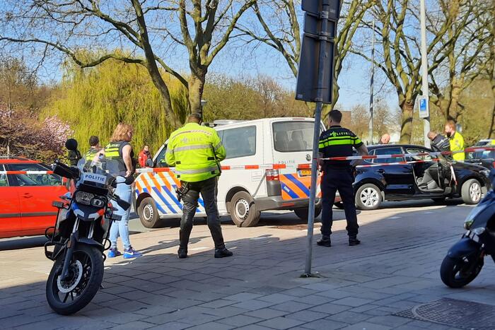 Fietser gewond door aanrijding met personenauto