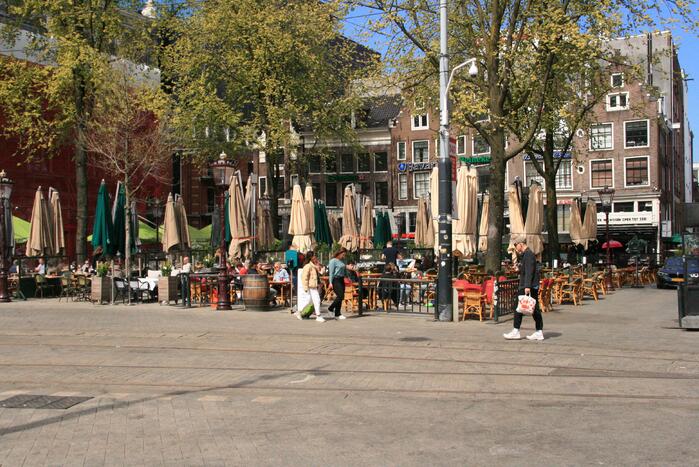 Gezellige drukte bij heropening terrassen