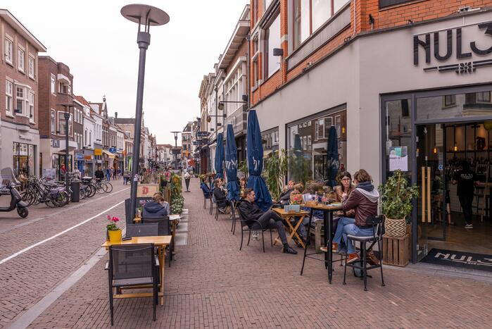 Versoepeling coronamaatregelen: winkels en terrassen open