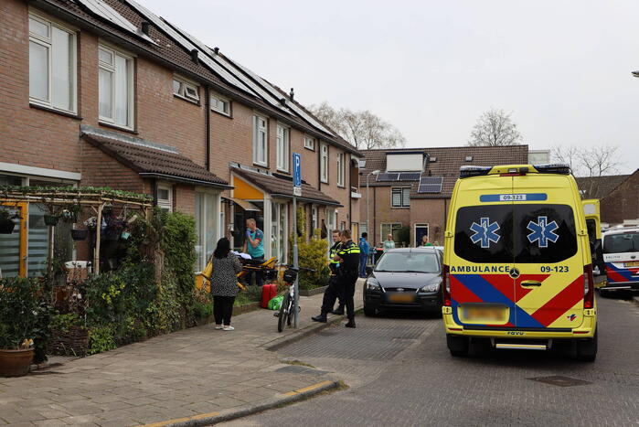 Traumahelikopter landt voor incident in woning