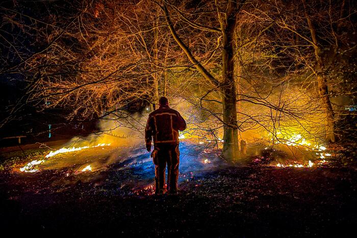 Stuk heide gaat in vlammen op