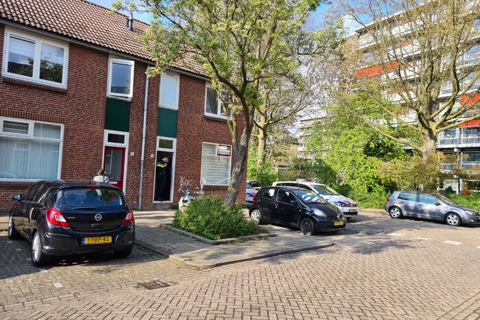 Overleden persoon aangetroffen in woning
