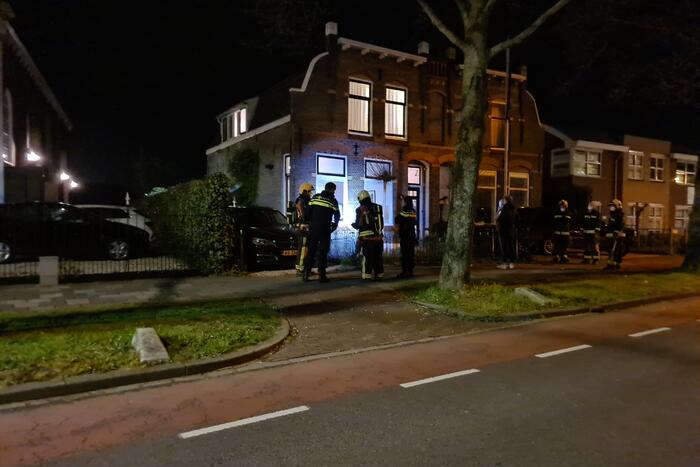 Onderzoek naar explosie bij voordeur