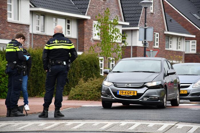 Fietsster aangereden door personenauto