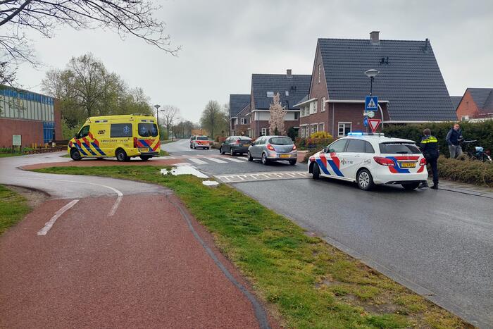 Fietsster aangereden door personenauto