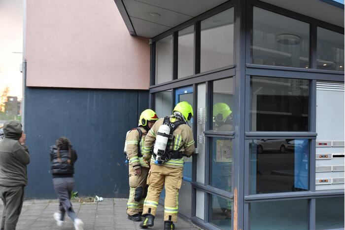 Veel rook bij brand in kelderbox