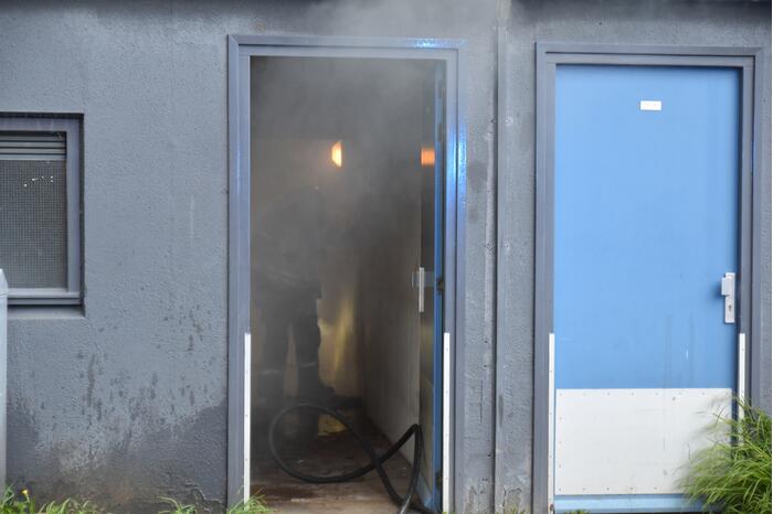 Veel rook bij brand in kelderbox