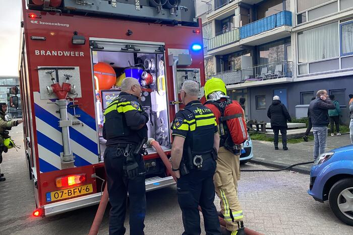 Veel rook bij brand in kelderbox