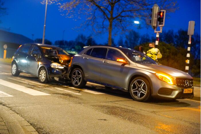 Veel schade bij kop-staartbotsing
