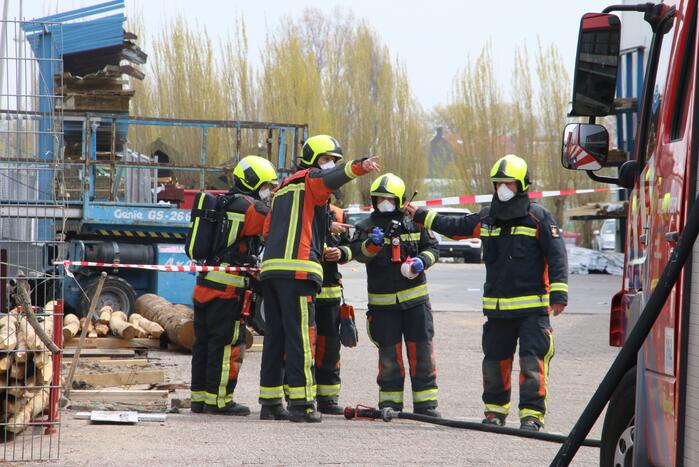 Gasleiding geraakt bij werkzaamheden Van Kempen Houthandel
