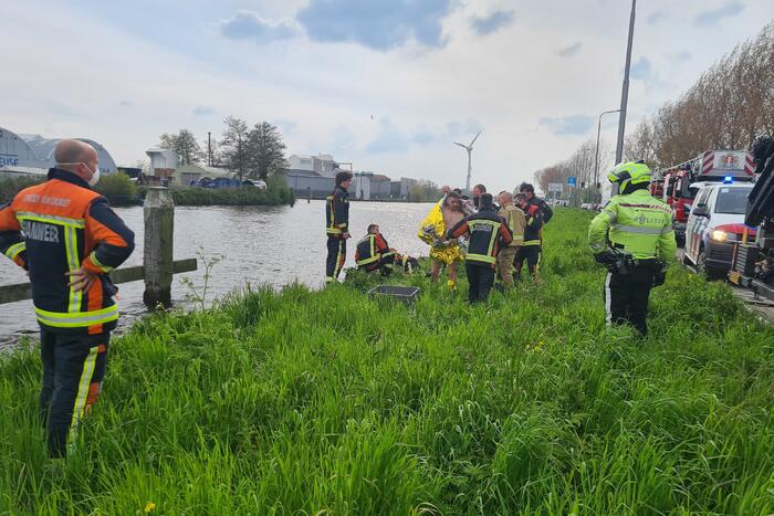 Brandweer heeft handen vol door reddingsactie