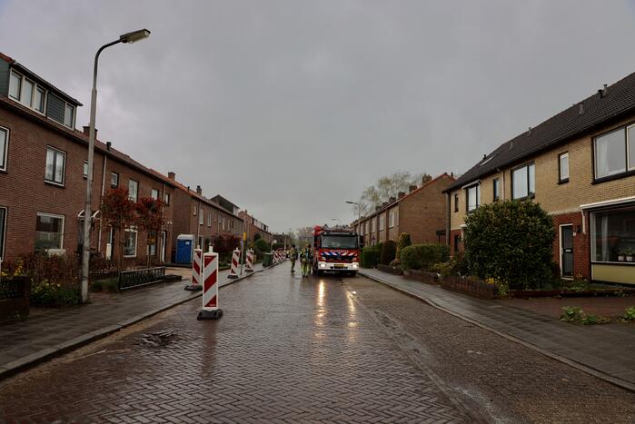 Onderzoek naar gaslekkage in wegdek