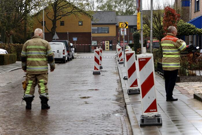 Onderzoek naar gaslekkage in wegdek