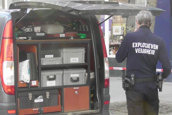 Grote politie-inzet na aantreffen mogelijk explosief