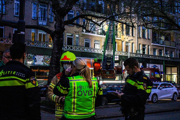 Uitslaande brand in portiekwoning