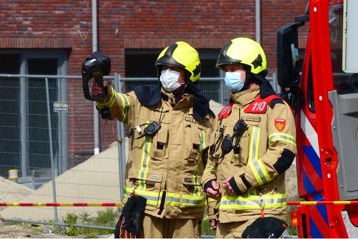 Enorme ravage na zeer grote brand voormalige Renault-garage