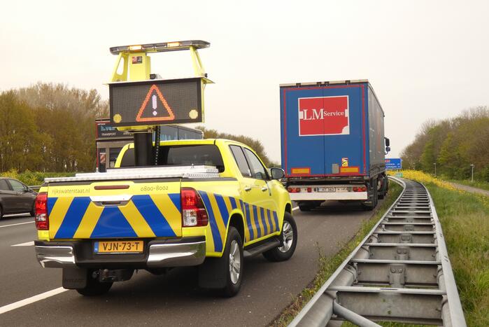 Ongeval tussen auto en vrachtwagen