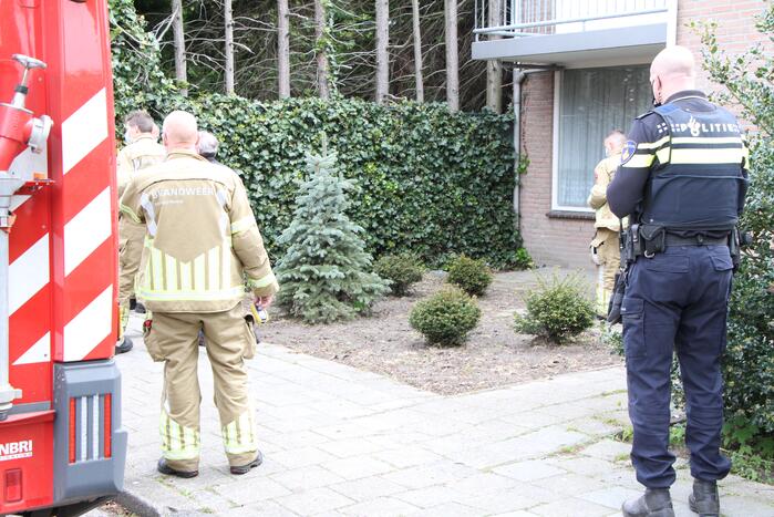 Brandweer doet onderzoek naar vreemde lucht