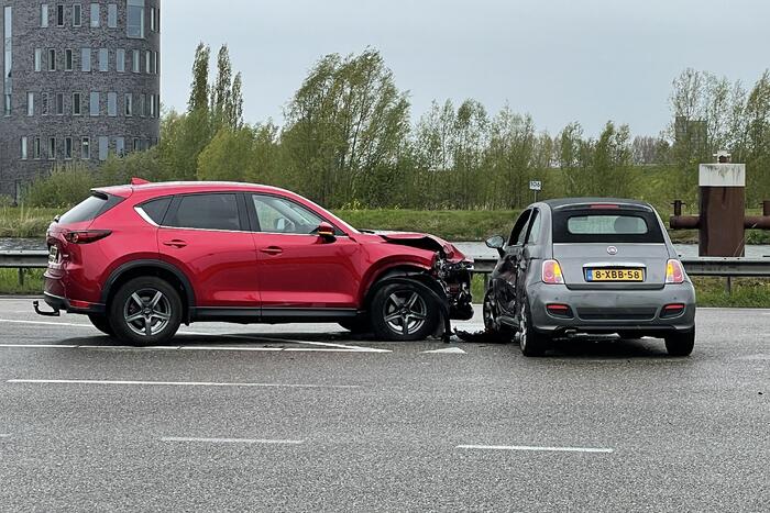 Veel schade bij ongeval op kruising