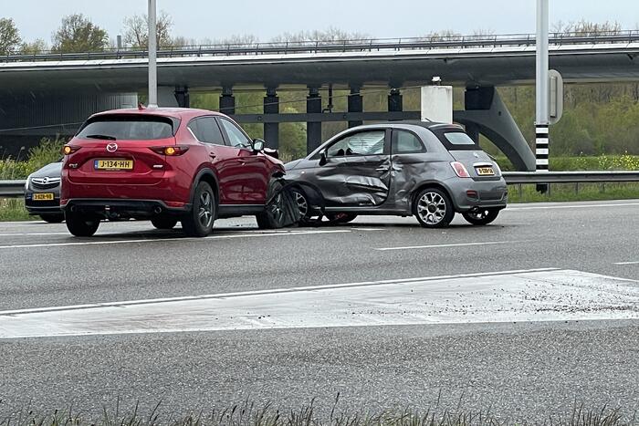 Veel schade bij ongeval op kruising
