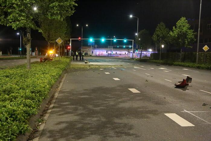 Automobilist knalt op boom na wilde politieachtervolging