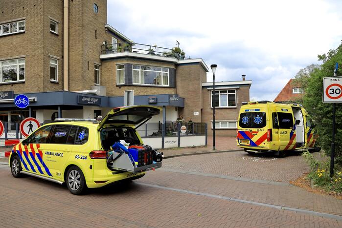 Voetgangster gewond na ongeval met politiewagen