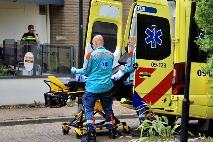 Voetgangster gewond na ongeval met politiewagen