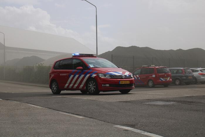 Brand in schroothoop Wilhelminahaven