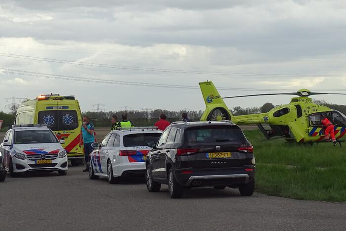 Traumahelikopter landt voor rendez-vous
