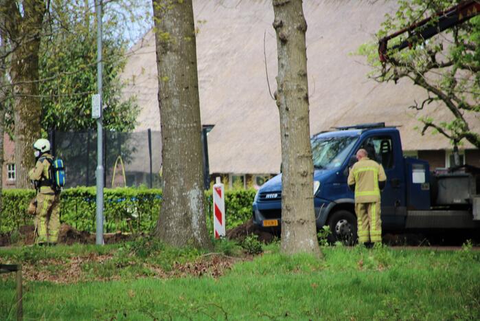 Gasleiding geraakt bij graafwerkzaamheden