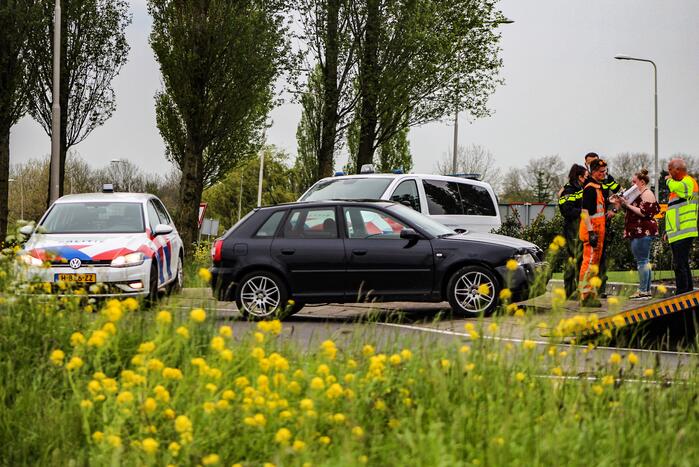 Flinke schade bij botsing op rotonde