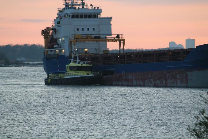 Schade bij aanvaring tussen twee schepen