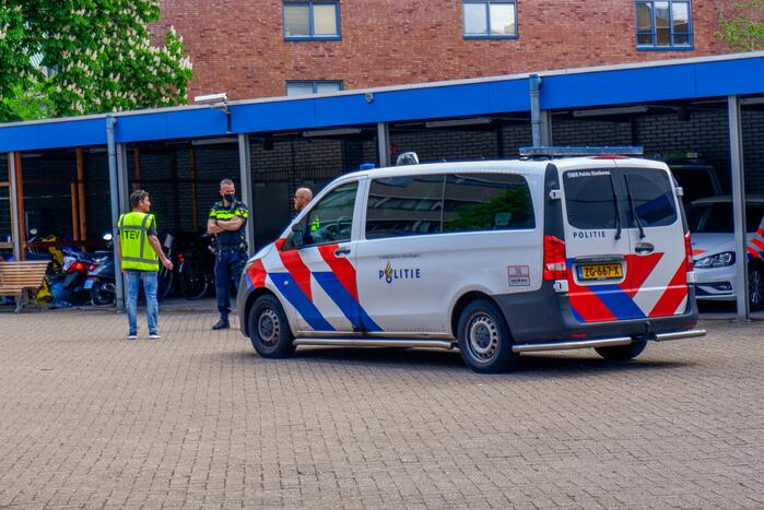 Politiebureau ontruimd na inleveren mogelijk explosief