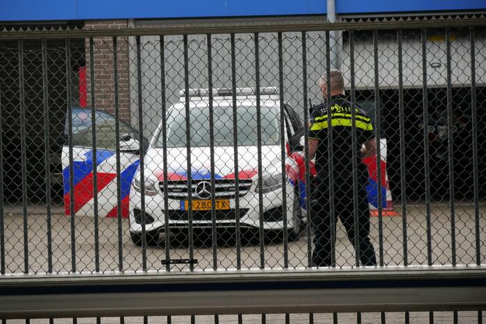 Politiebureau ontruimd na inleveren mogelijk explosief