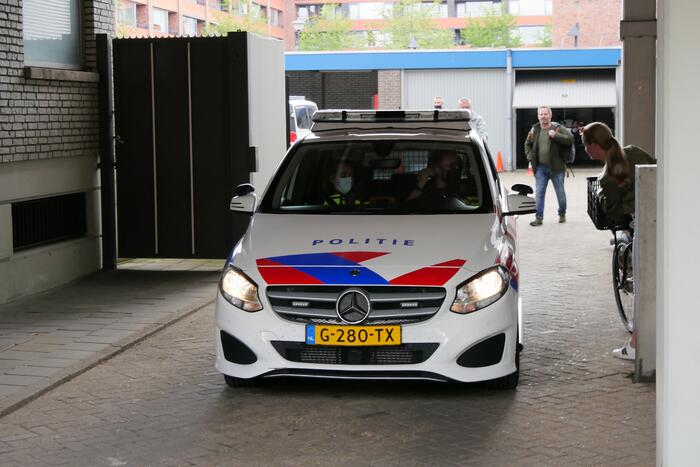 Politiebureau ontruimd na inleveren mogelijk explosief