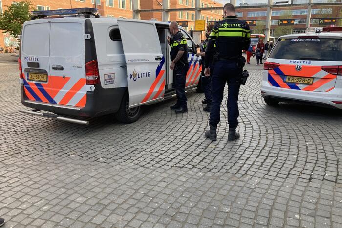 Persoon met mes op zak aangehouden bij station