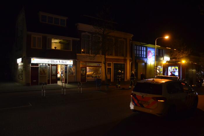 Brandende bakplaat in snackbar veroorzaakt schade